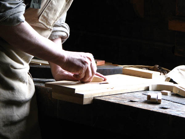Nuestra <strong>carpintería de madera en  Tormantos</strong> es una empresa de <strong>herencia familiar</strong>, por lo que  contamos con gran <strong>experiencia </strong>en la profesión.